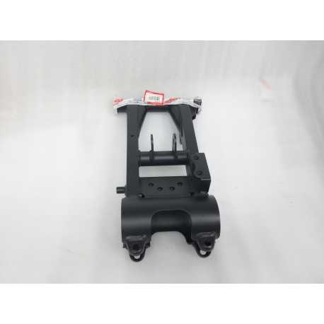 Wachacz Tył Atv Raze 200